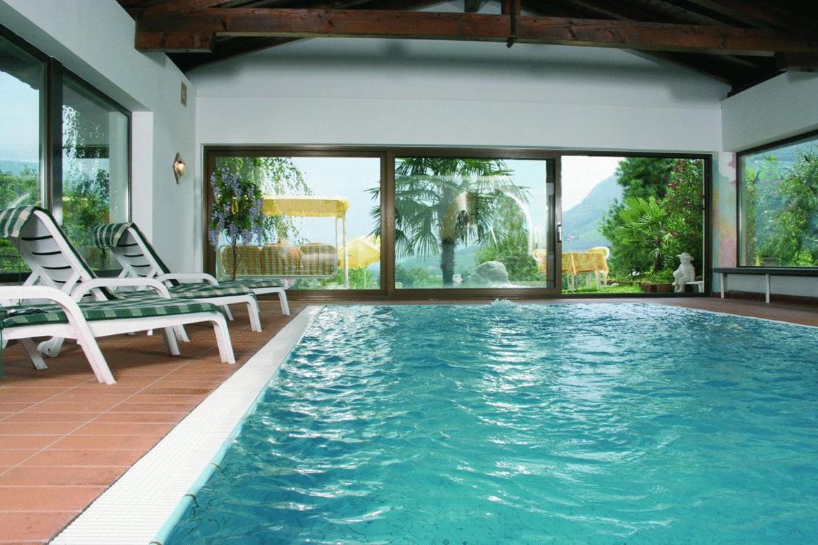 Hotel Laurin Lagundo Esterno foto
