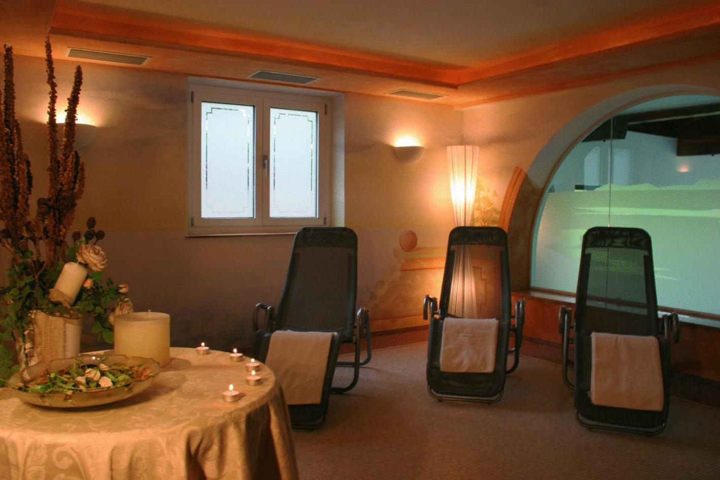 Hotel Laurin Lagundo Esterno foto
