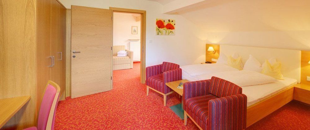 Hotel Laurin Lagundo Esterno foto